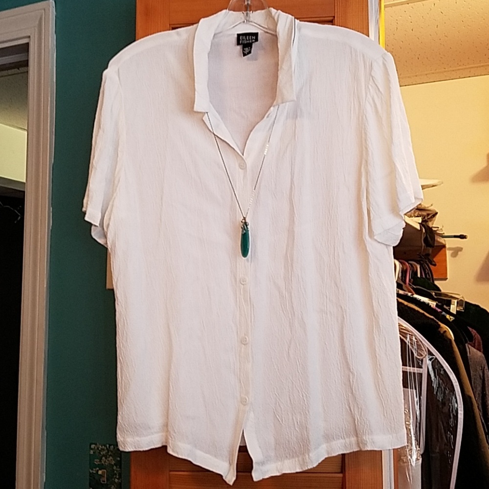 FINAL PRICE 🔥Button up and flowy top